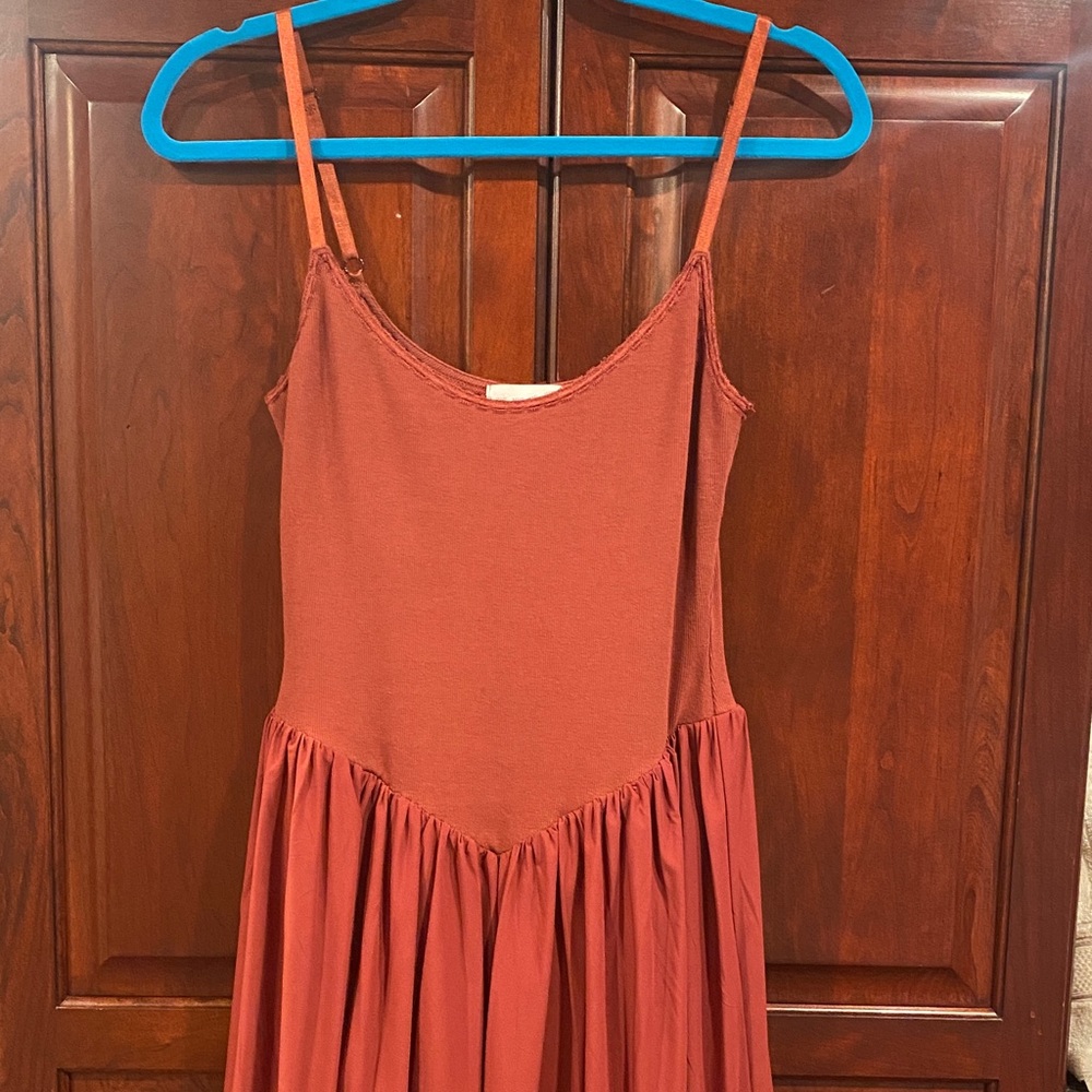 Isalis Spaghetti Strap Dress